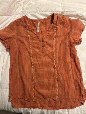 Kuhl Rust Orange Short-Sleeve Buttoned Peasant Top
